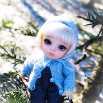 Насыщенные выходные кнопика Хайди