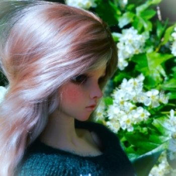 Ноэль в саду