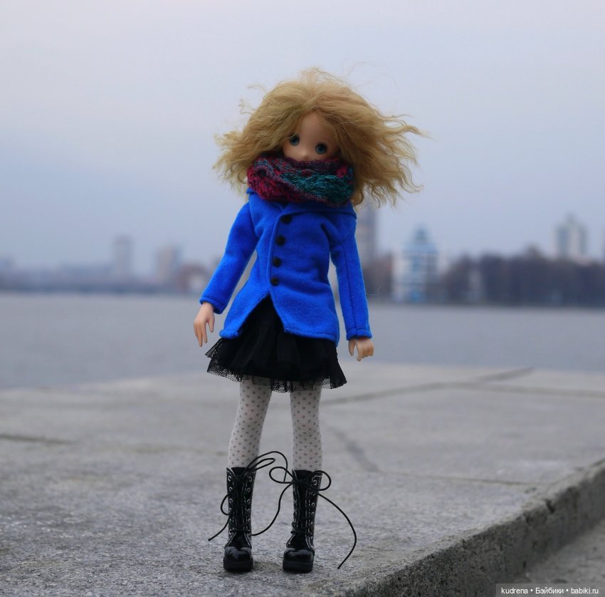 Луна: голова Parabox на теле Azone L