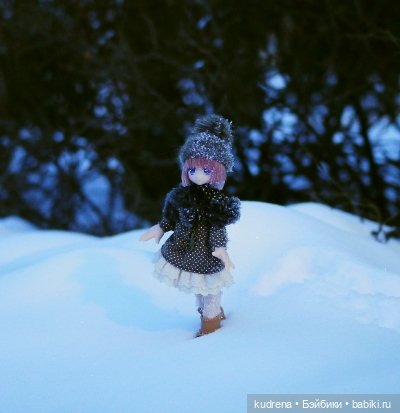 Маленькая серьёзная азонка (фото 4)