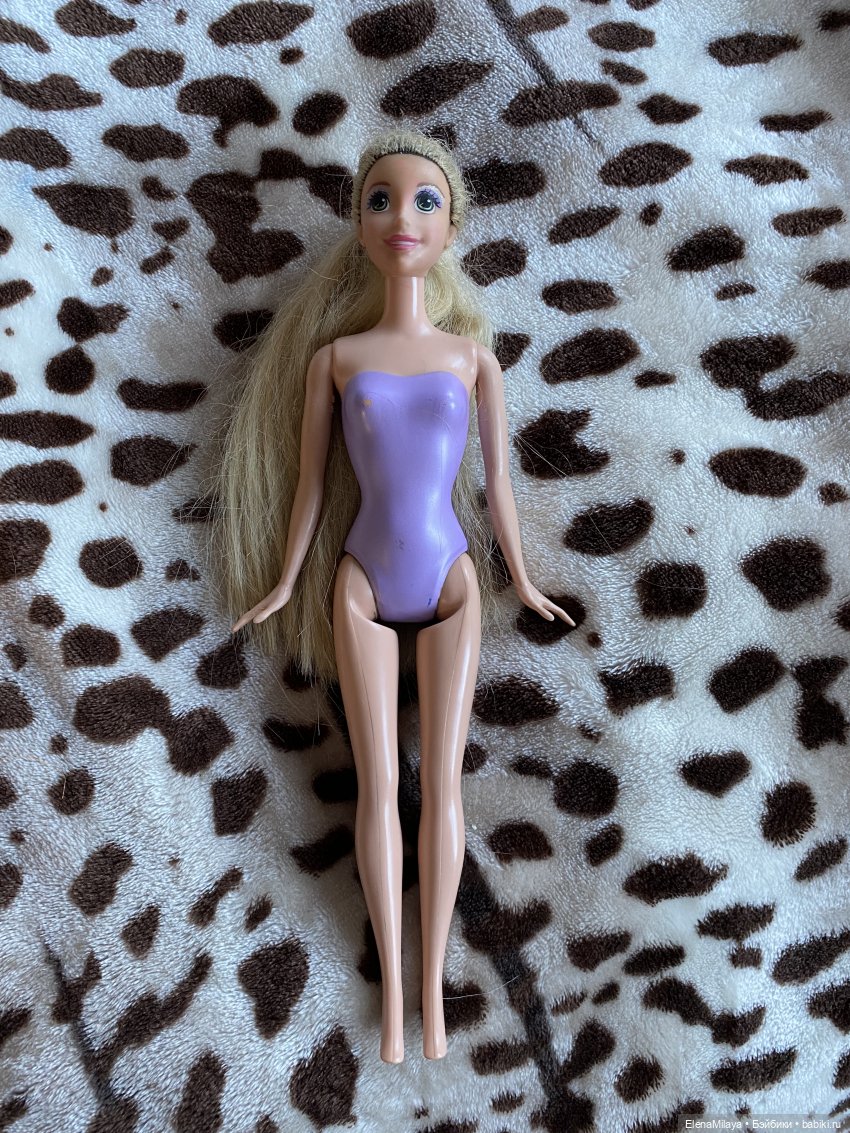 Наведение красоты игровым куклам