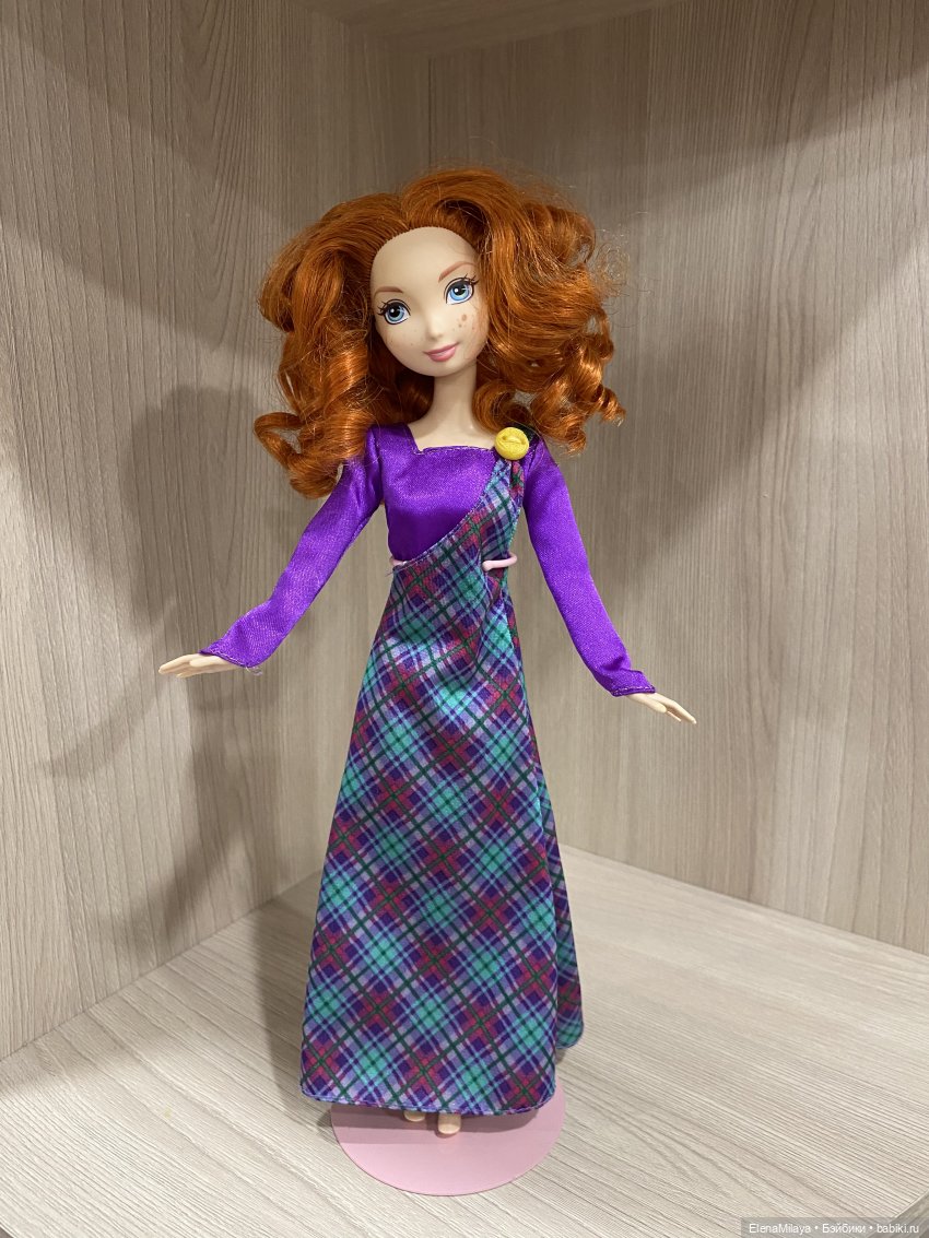 Наведение красоты игровым куклам