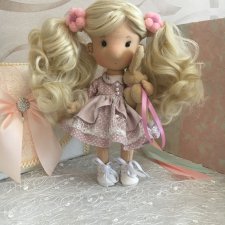 Интерьерная и игровая куколка милашка ручной работы