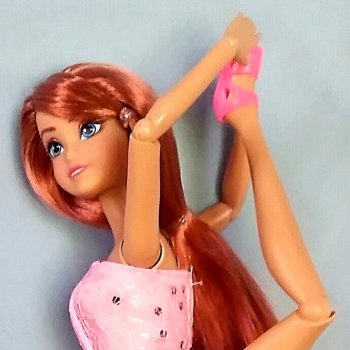 Сверхбюджет V. Новенькая Wow Play.