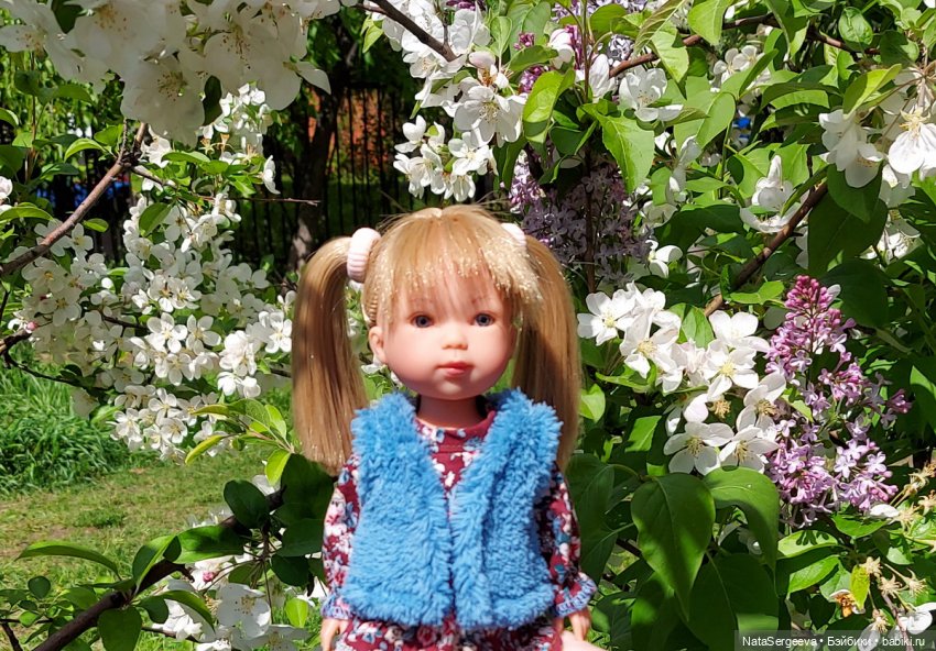 Ладушка Лада (Карлотта Вестида да Азул) на небольшой прогулке в парке (фото 4)