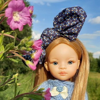 Мелисса гуляет в лугах Коломенского парка