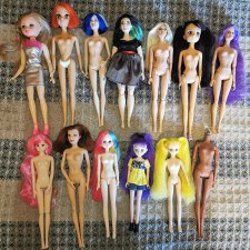 Распродажа разных кукол