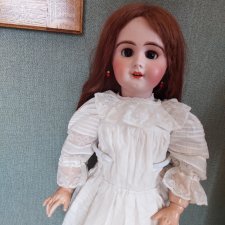 Продам антикварную куклу