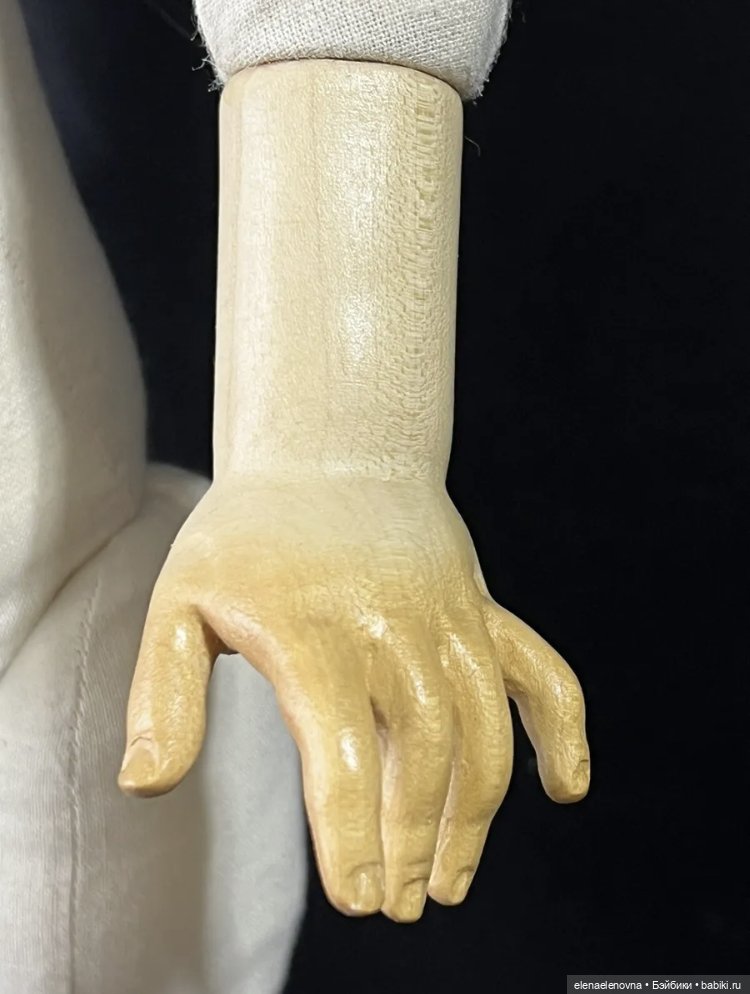 Хельга Вайх (Helga Weich) и ее деревянные куклы