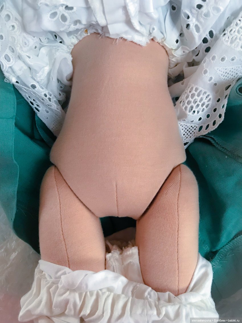 Хельга Вайх (Helga Weich) и ее деревянные куклы