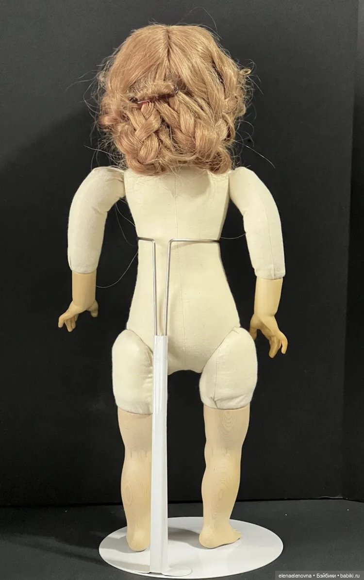 Хельга Вайх (Helga Weich) и ее деревянные куклы