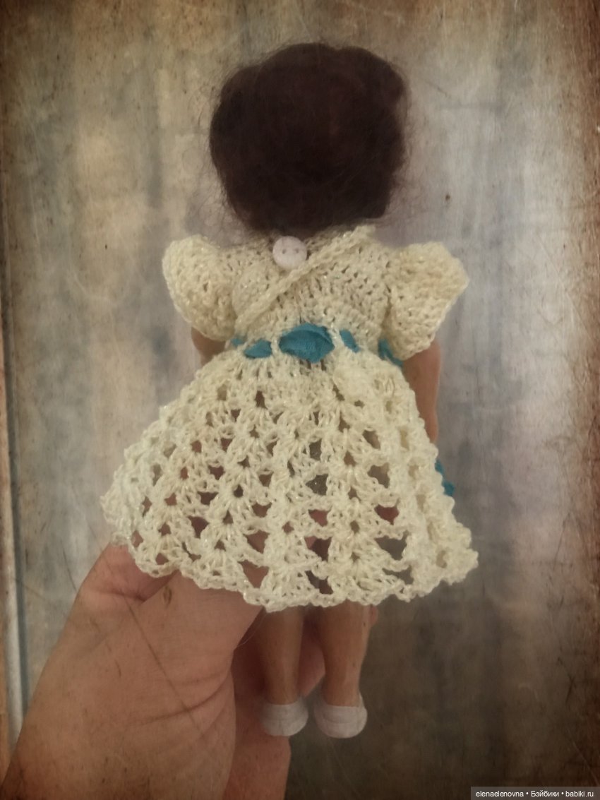 70-летняя дама обретает наряд 👗