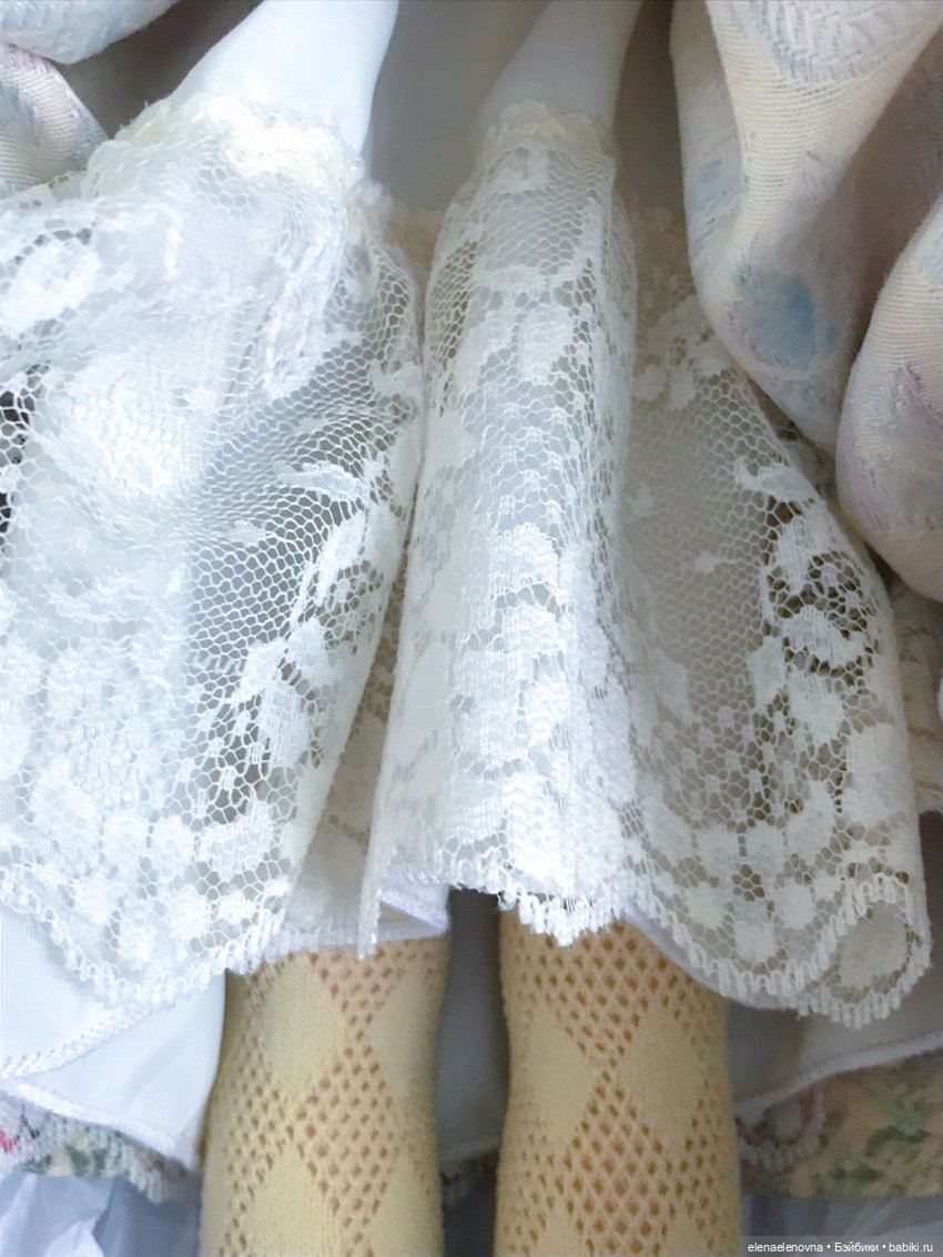 Кайли в гобеленовом наряде (Kaylie Tapestry), Тоннер, близняшки, ч.32