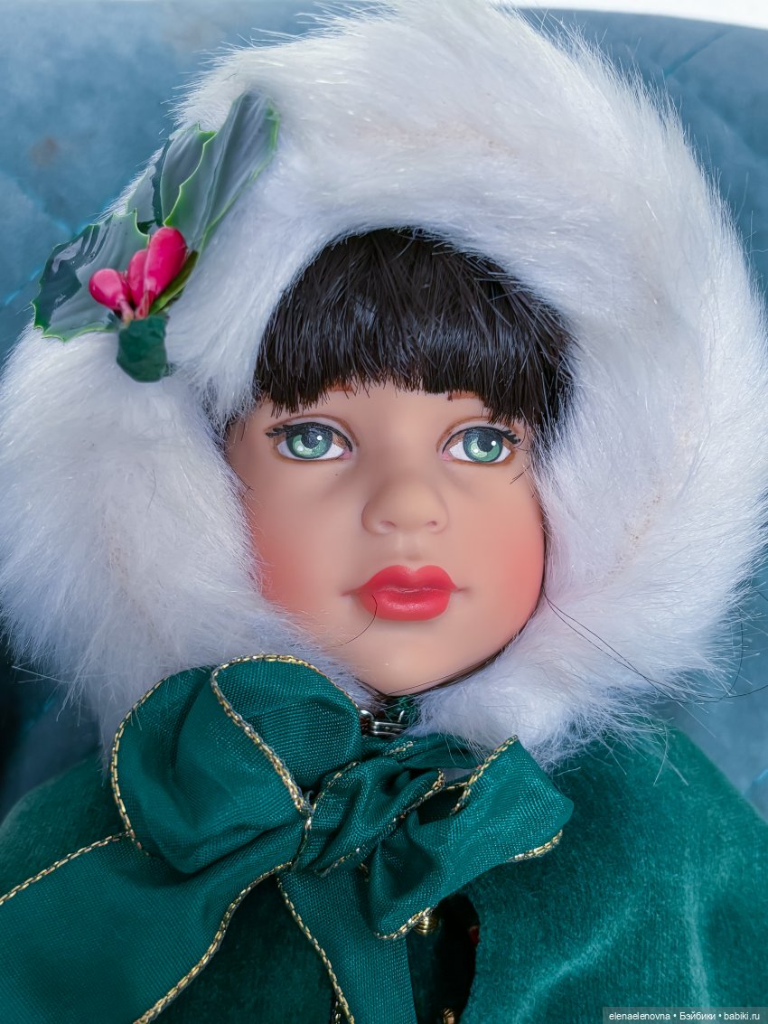 Рождественская кукла Тоннера с необычным цветом глаз (фото 8)