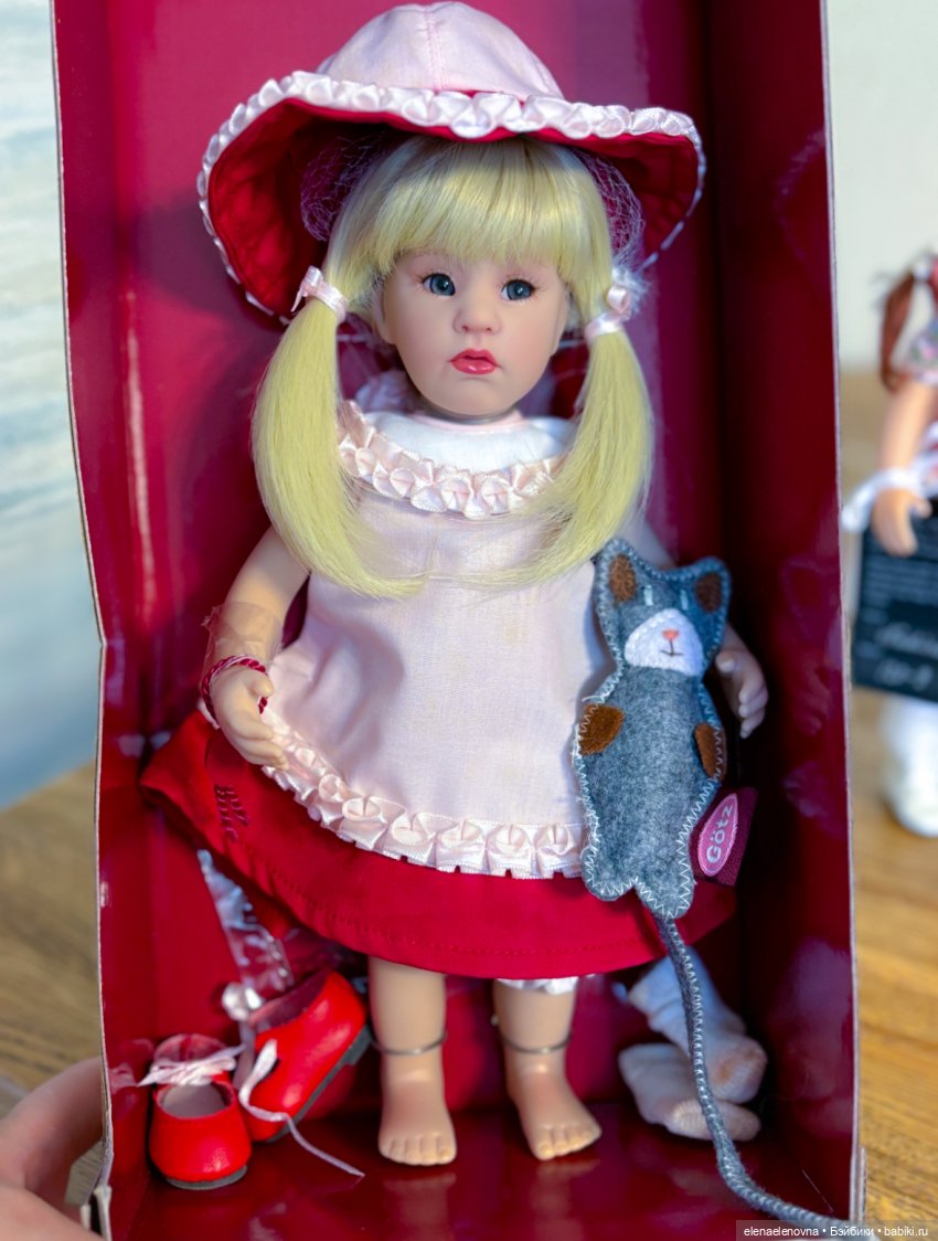 Распаковочка 📦 — Куклы Helen Kish (Хелен Киш): Riley (Райли)