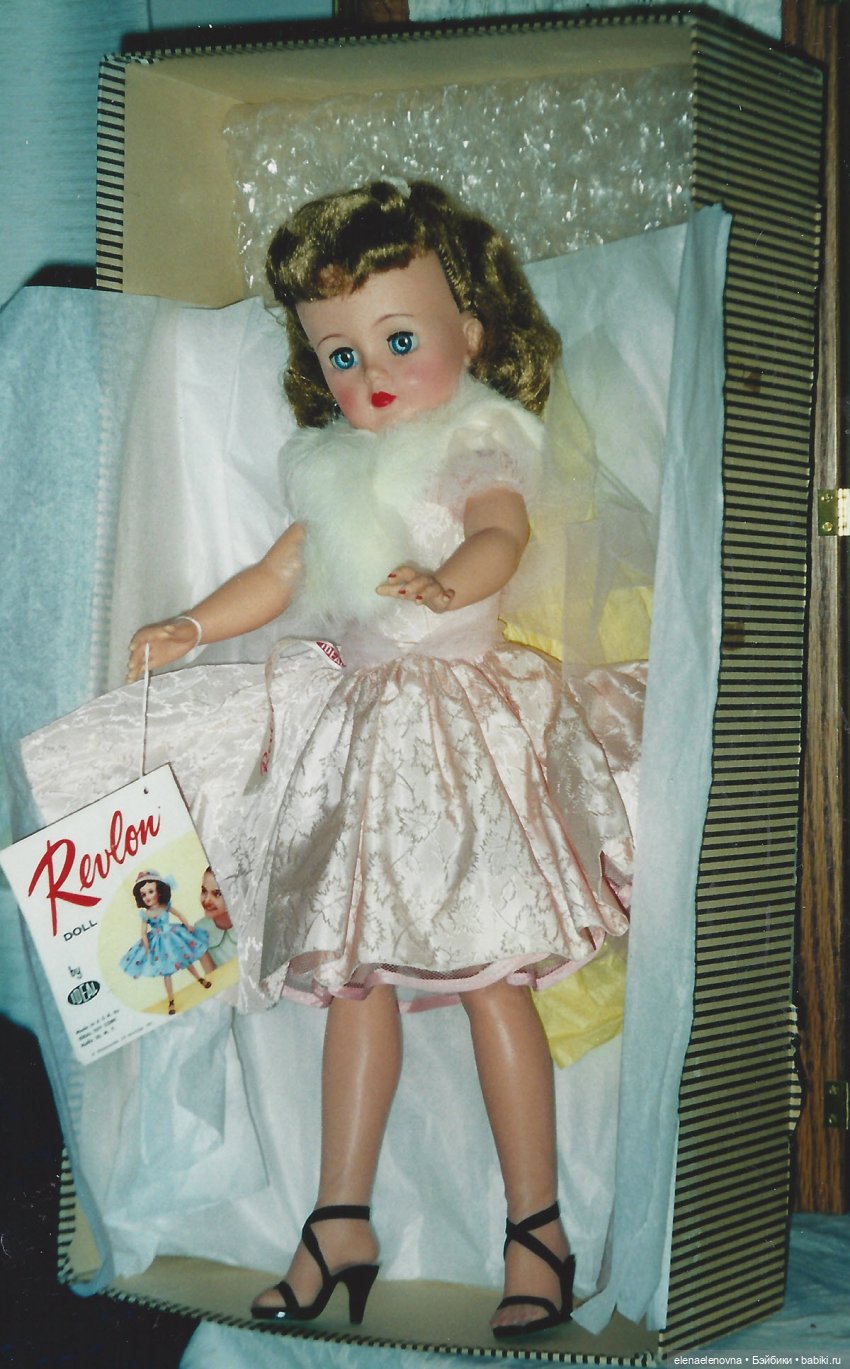 Назад в прошлое: праздничные покупки кукол в 1958 году 🎄 (фото 7)