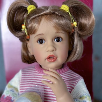 Тувочка от Gotz и Sissel Bjorstadt Skille, из серии Берлинские девочки