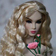 Прогулка в саду.