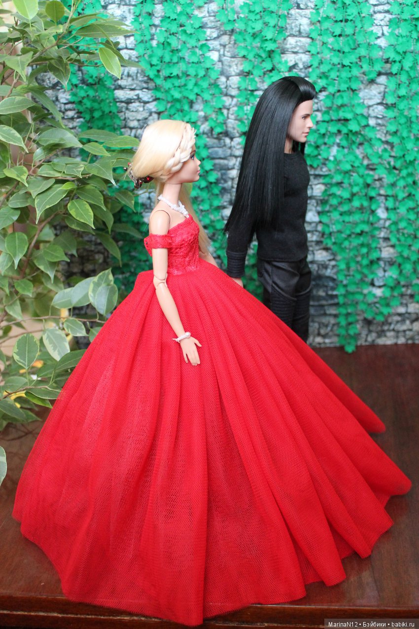 Начало. Глава 14 — Кукольные фотоистории и сериалы: комиксы