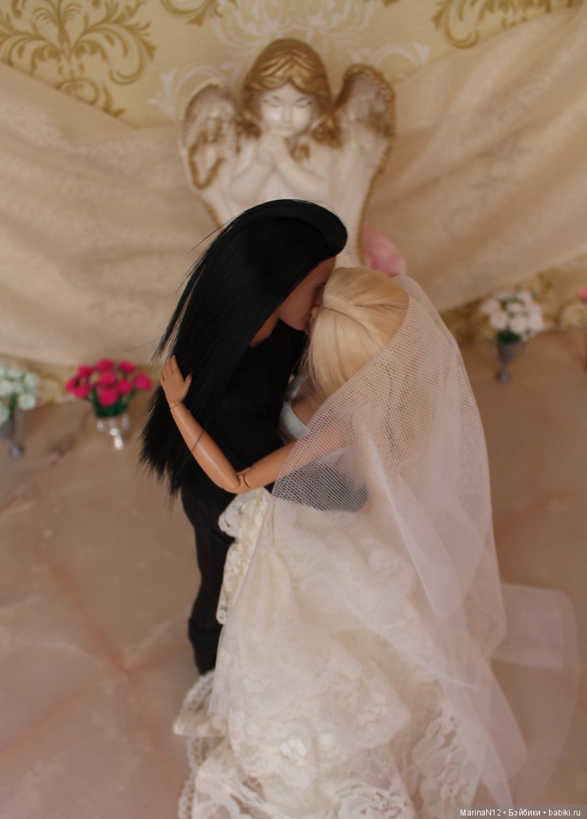 Начало. Глава 17 — Кукольные фотоистории и сериалы: комиксы