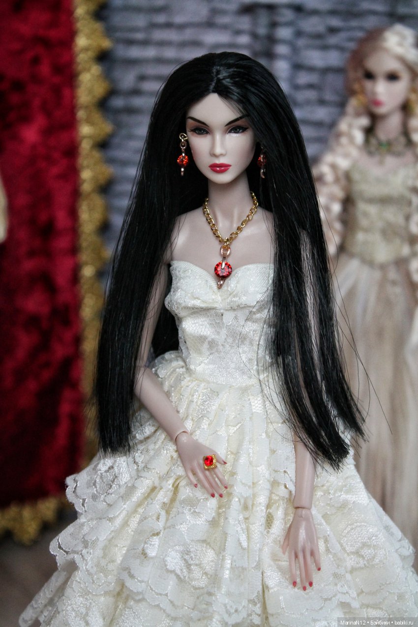 Новогодний бал | Бэйбики Новогодний бал — Куклы Barbie (Барби): Looks (фото 7)