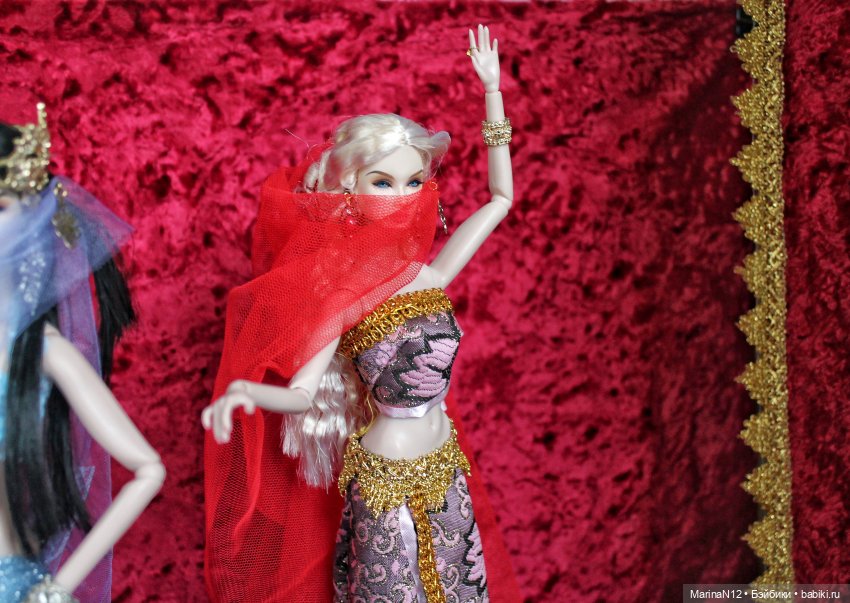 Бухта. Глава 1 — Кукольные фотоистории и сериалы: комиксы