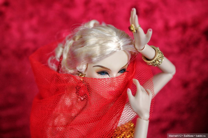 Бухта. Глава 1 — Кукольные фотоистории и сериалы: комиксы