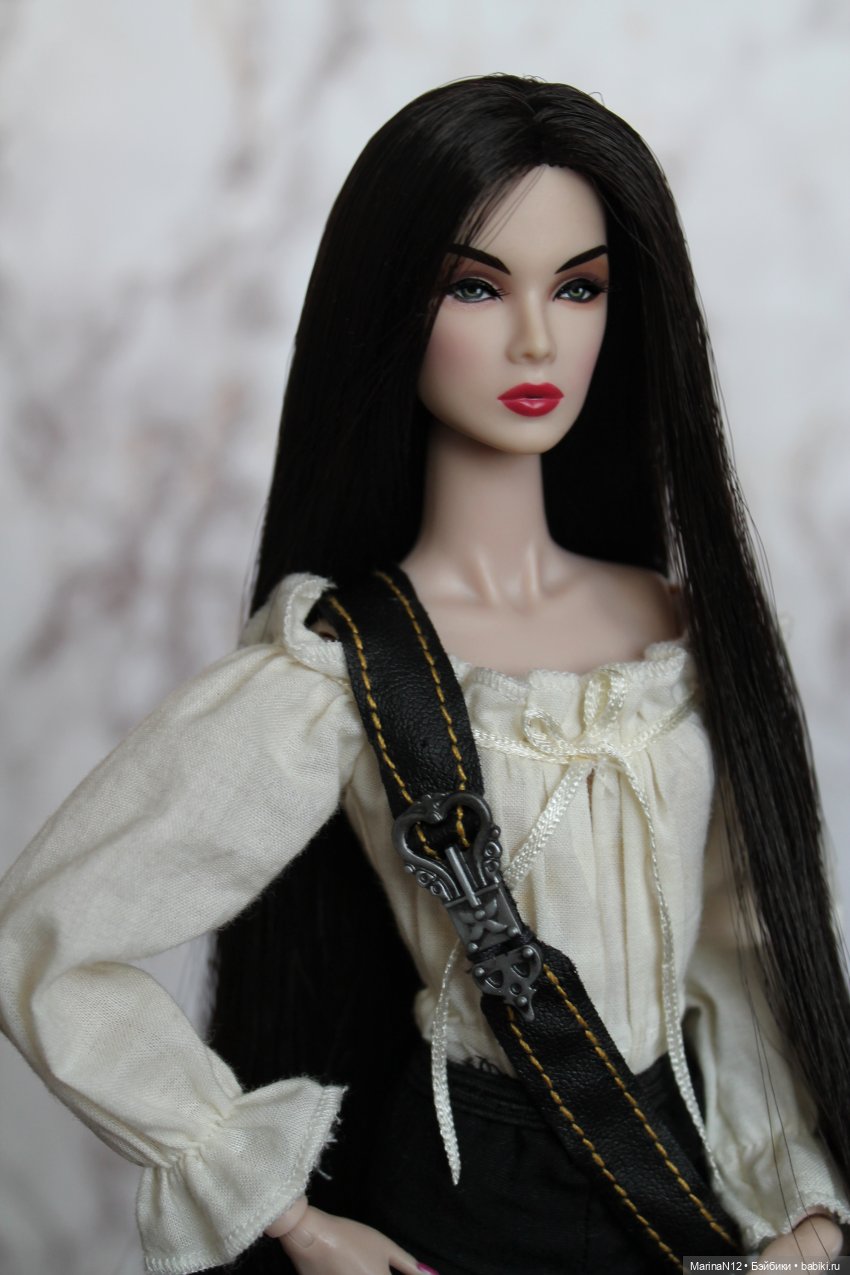 Ария. Знакомство с другими жителями