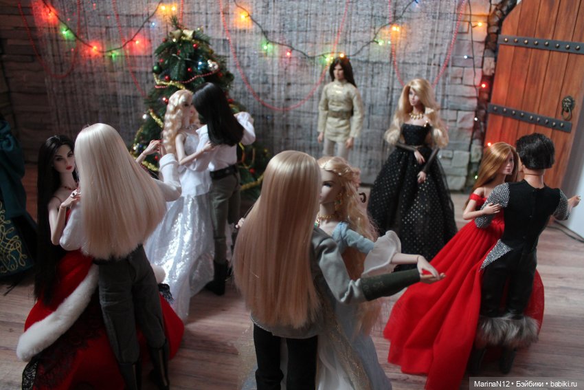 Новый год и Рождество: праздничные фото кукол