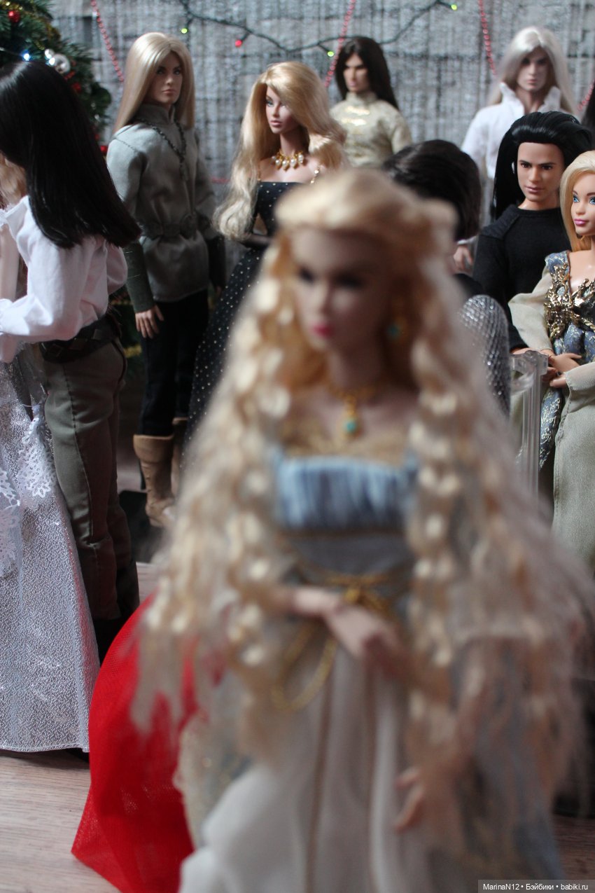 Новый год и Рождество: праздничные фото кукол