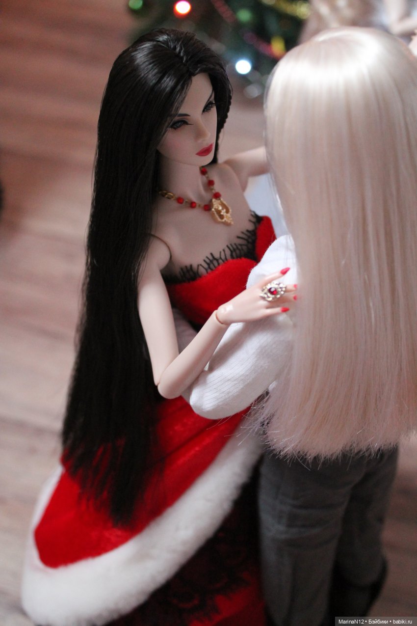 Новый год и Рождество: праздничные фото кукол