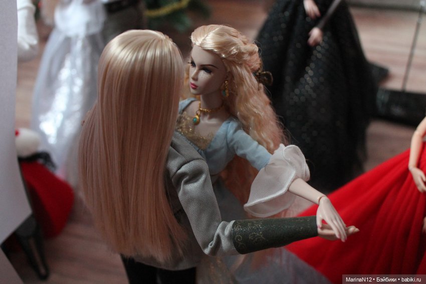 Новый год и Рождество: праздничные фото кукол