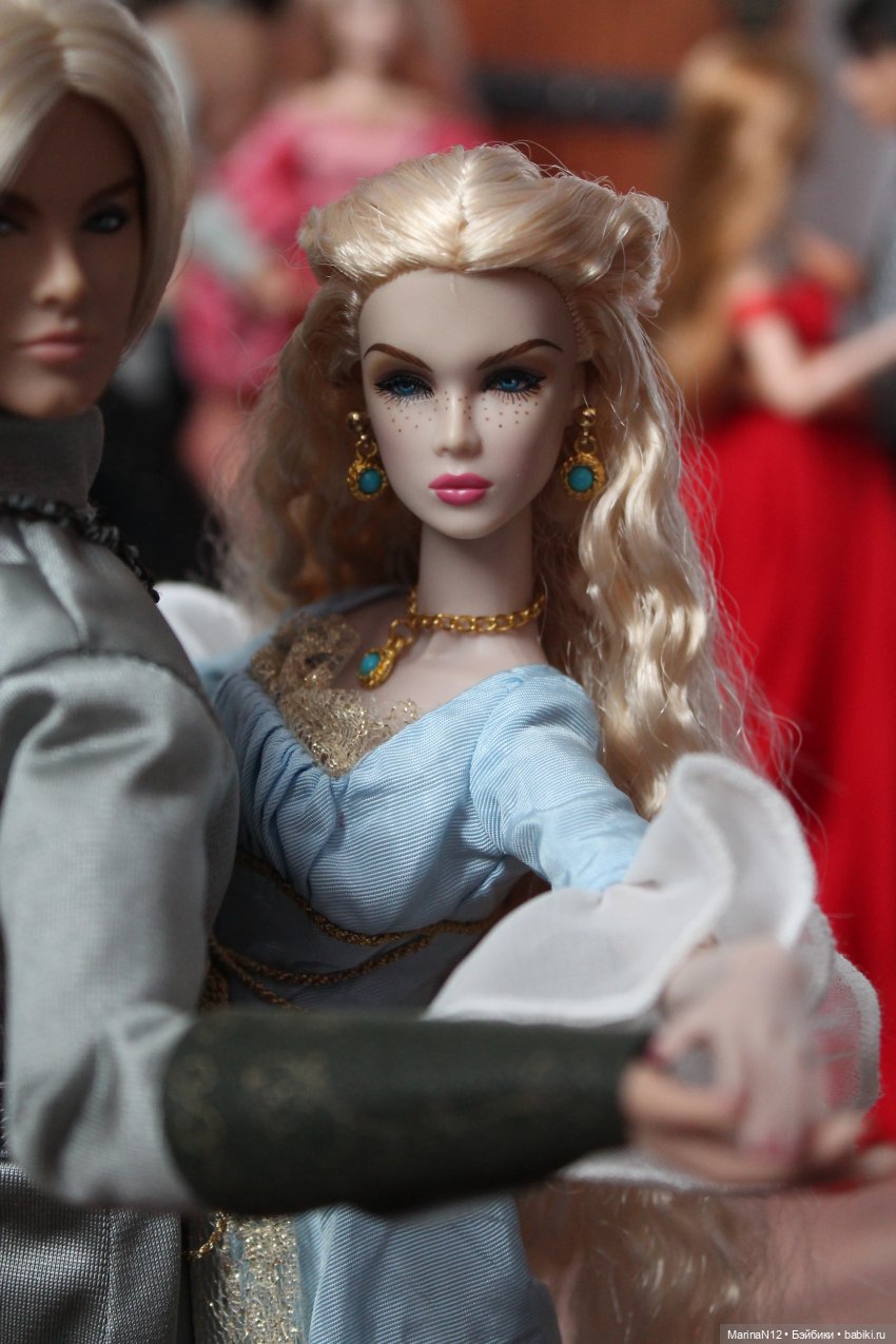 Новый год и Рождество: праздничные фото кукол