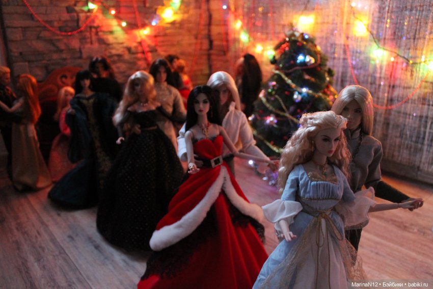 Новый год и Рождество: праздничные фото кукол