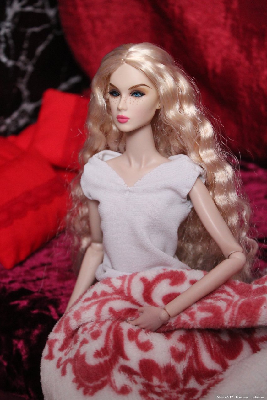 Противостояние. Глава 3 — Кукольные фотоистории и сериалы: комиксы