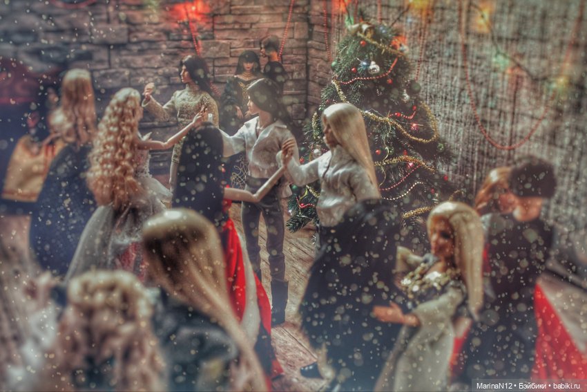 Приглашение на бал — Новый год и Рождество: праздничные фото кукол (фото 6)