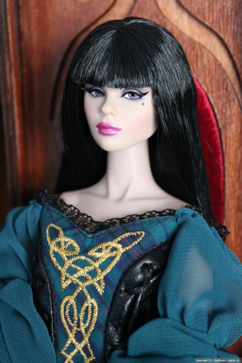 У камина — Куклы Integrity Toys (Интегрити): Poppy Parker