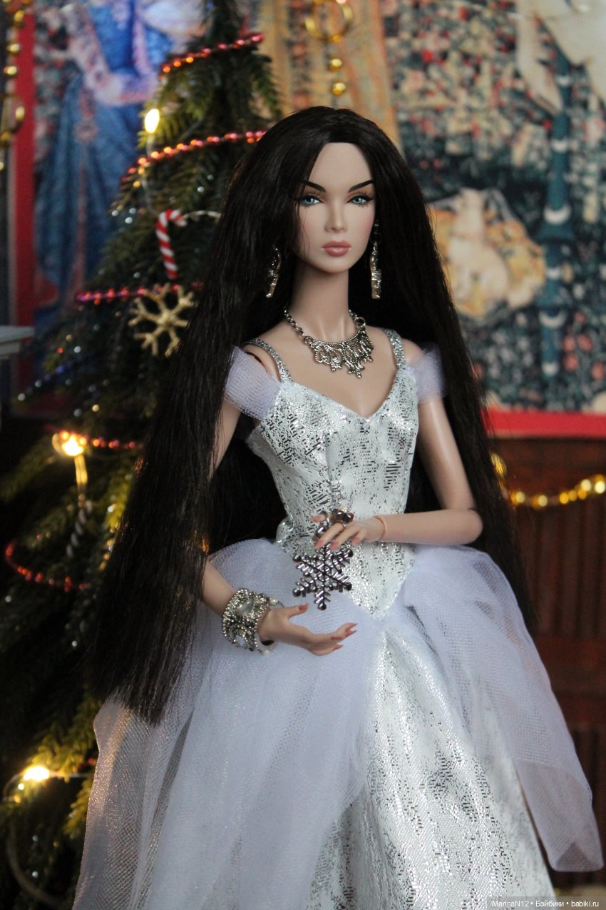 Новогодний бал 2025 — Кукольные флешмобы: Эстафеты