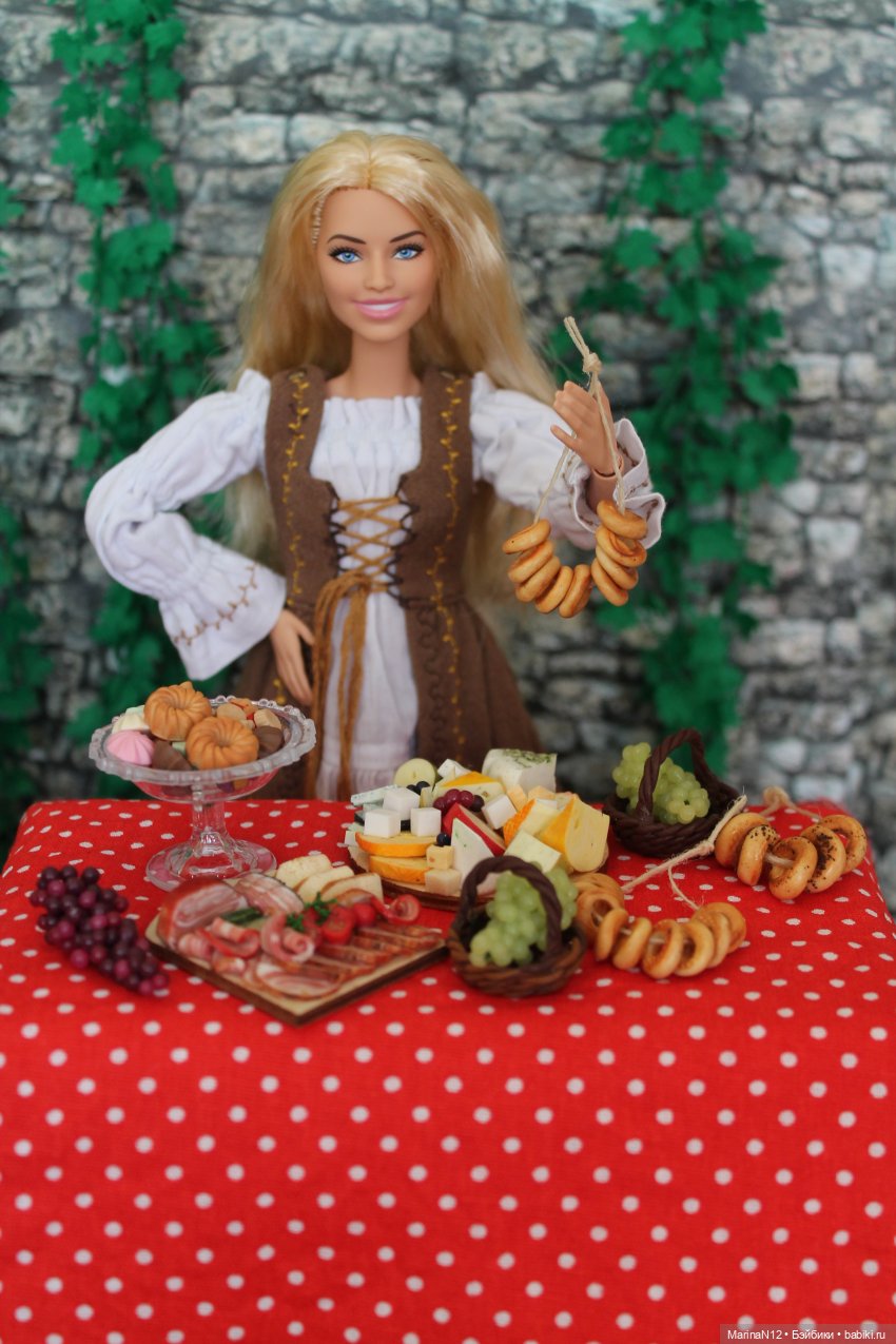 Ландсхутовский рынок — Тематические праздники и конкурсы кукол (Разное)