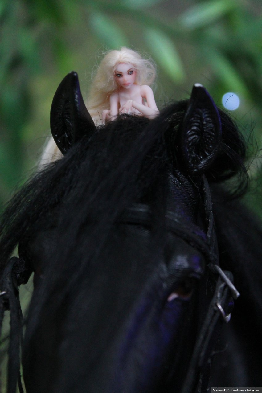 Трое на празднике, не считая коня