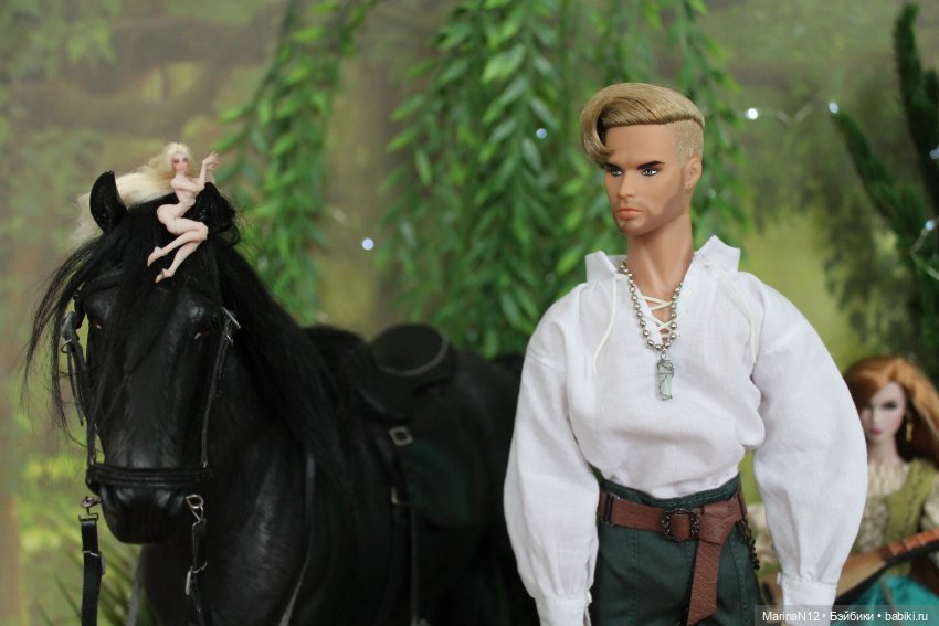 Трое на празднике, не считая коня