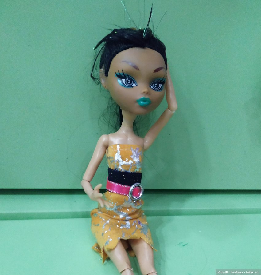 Как встретили старые жители новых. Или лучше молчи, чем правдой обидеть человека