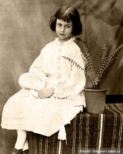 Алиса | Бэйбики Алиса — Куклы Disney Animators и Принцессы Диснея: Disney Store (фото 2)