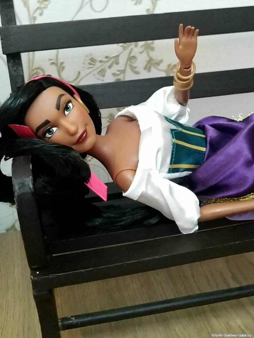 Эсмеральда — Куклы Disney Animators и Принцессы Диснея: Disney Store