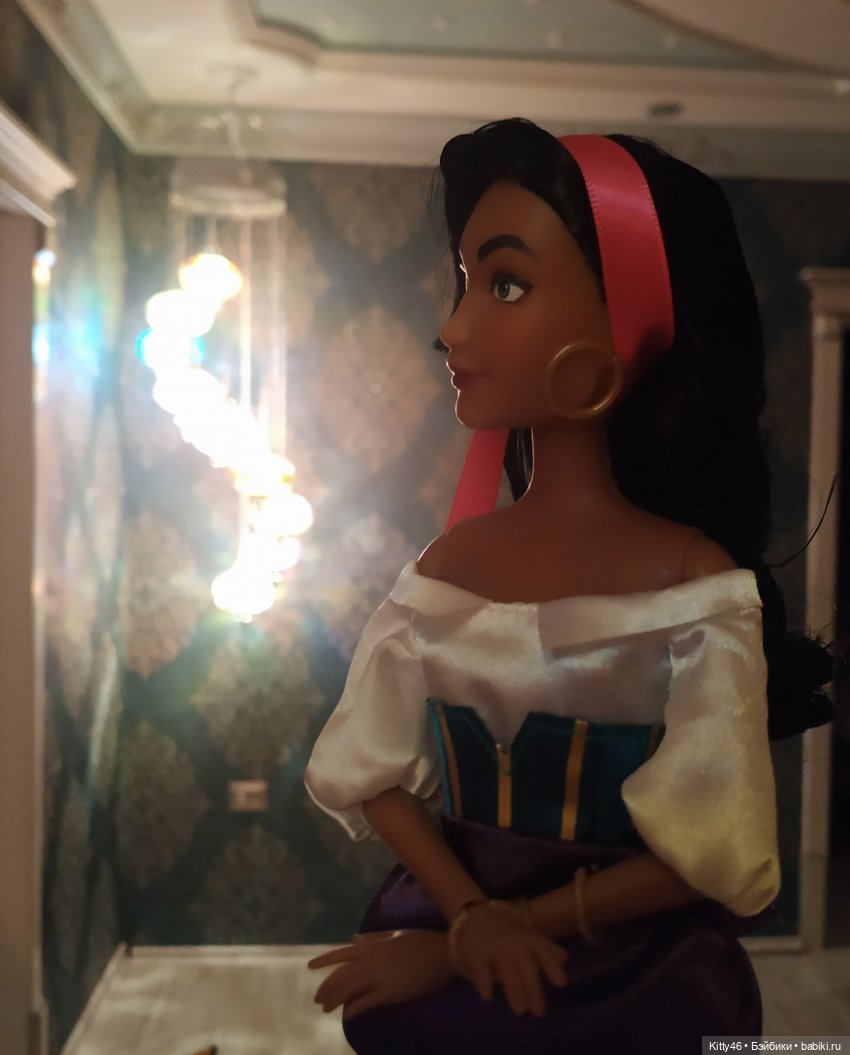 Эсмеральда — Куклы Disney Animators и Принцессы Диснея: Disney Store