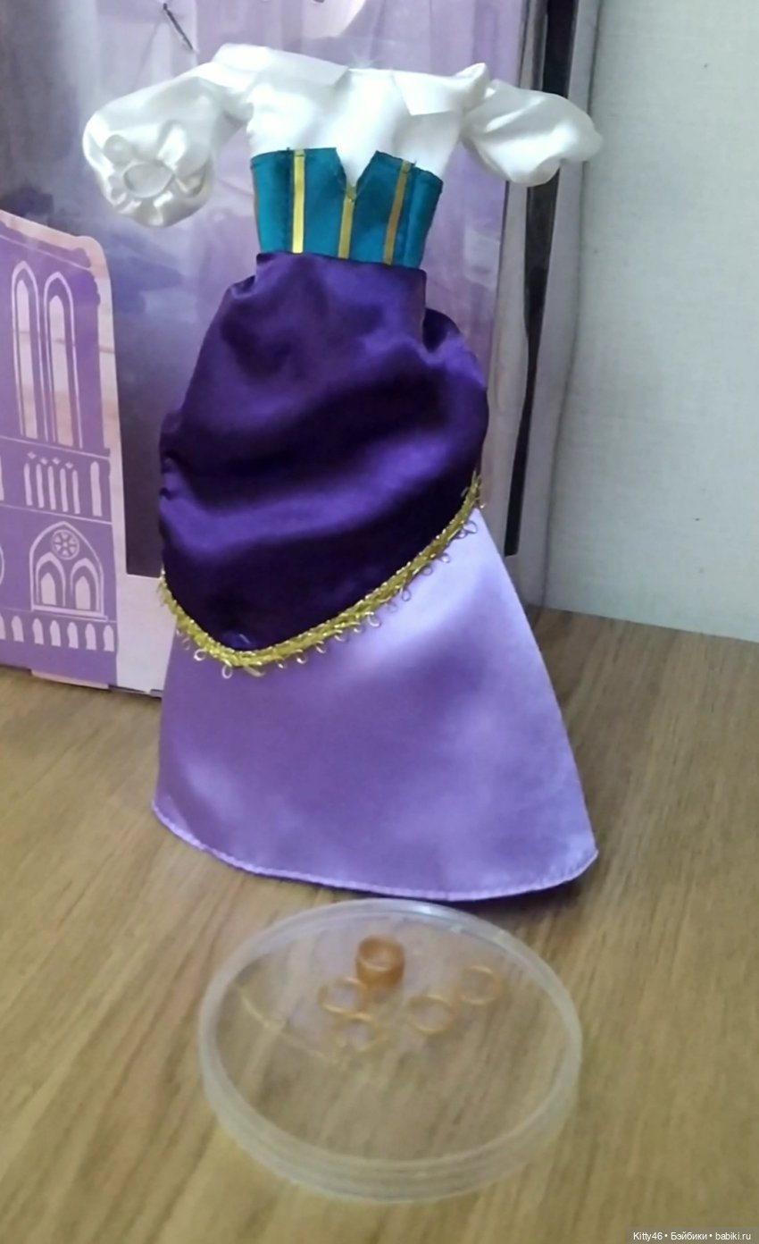 Эсмеральда — Куклы Disney Animators и Принцессы Диснея: Disney Store