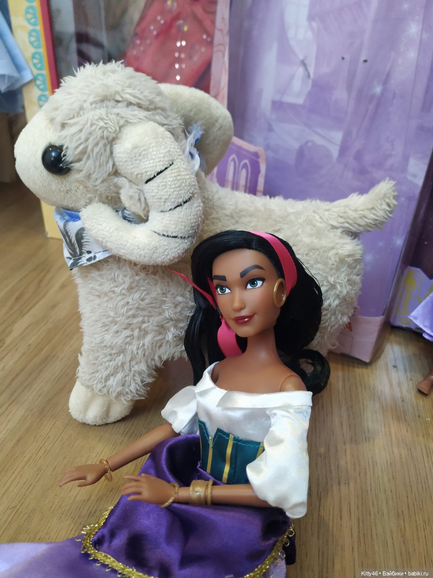 Эсмеральда — Куклы Disney Animators и Принцессы Диснея: Disney Store