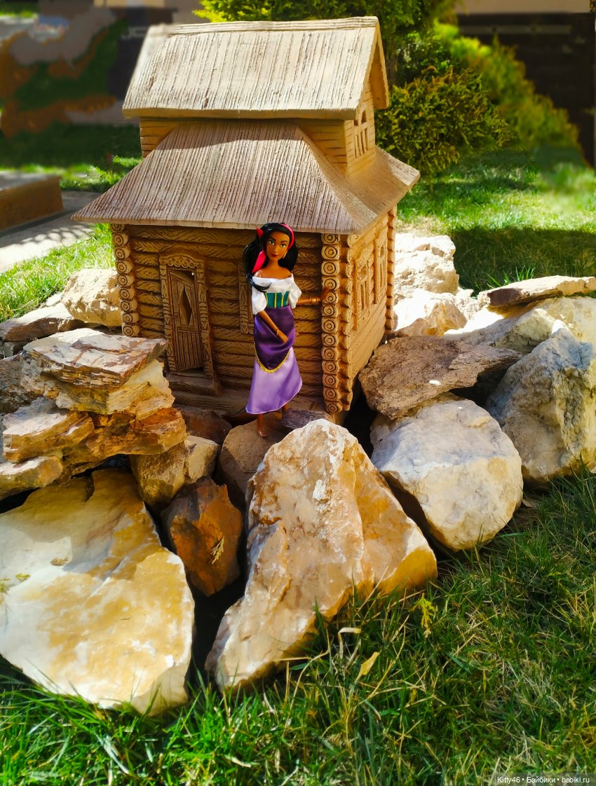 Эсмеральда и Золушка — Куклы Disney Animators и Принцессы Диснея: Disney Store