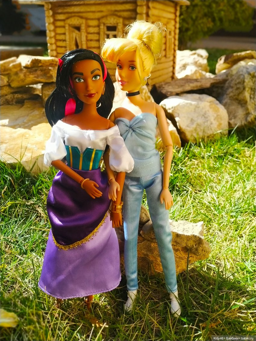 Эсмеральда и Золушка — Куклы Disney Animators и Принцессы Диснея: Disney Store