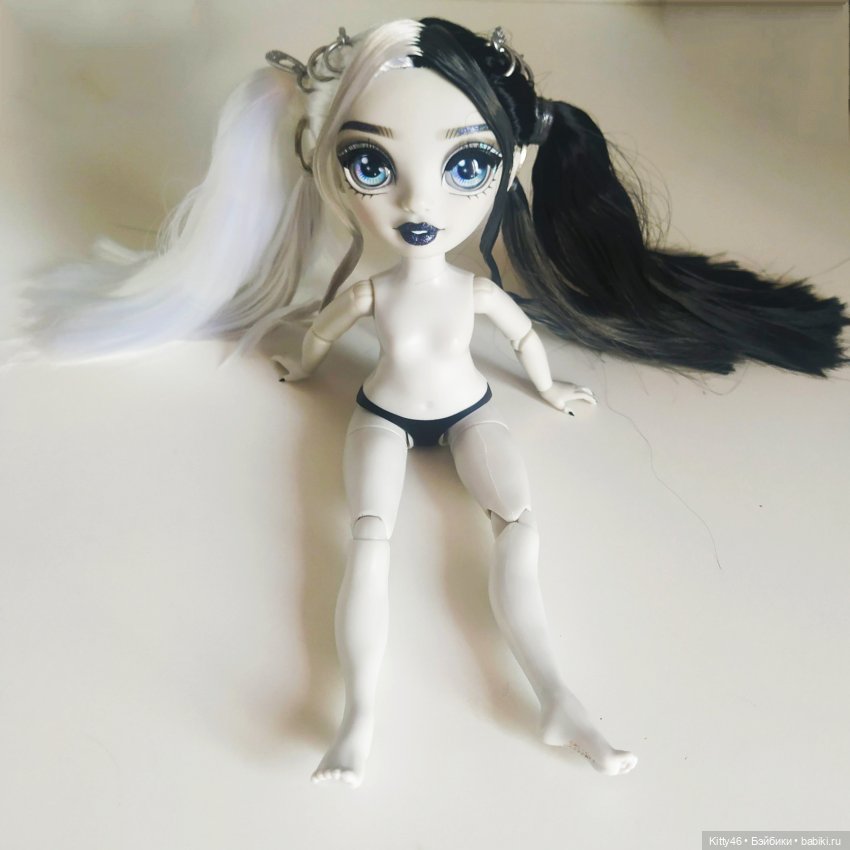 Shadow High Heather Grayson